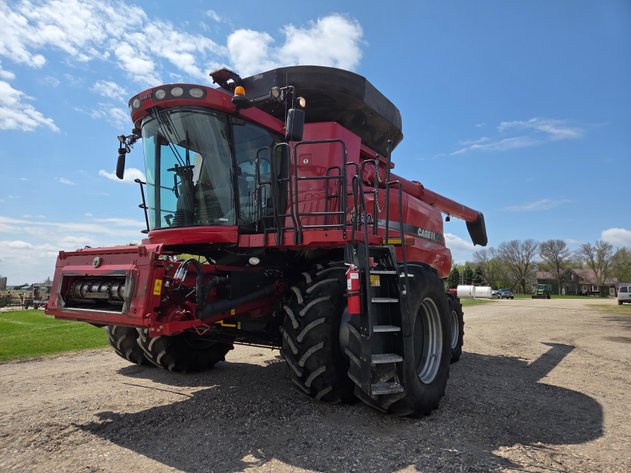 Image for 2012 CASE IH 8FS 8230 AXIAL-FLOW COMBINE