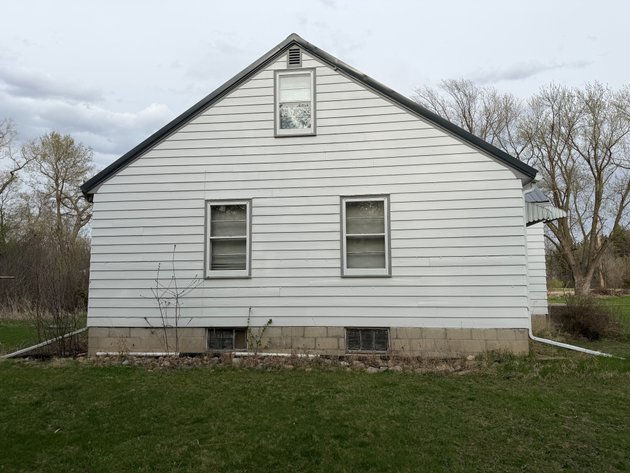Image for Parcel #2 11.74 Surveyed Acres Building Site Lac Qui Parle Township Section 16, Township 118, Range 42 PID #22-0051-000