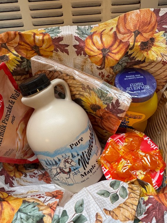 Minnesota Maple Breakfast Basket
