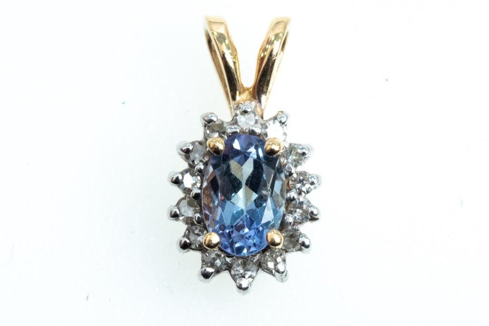 Image for Kilauea (Kauai) Collaborated Garden Ponds, Property, Jewelry and Gear Auction 01/10