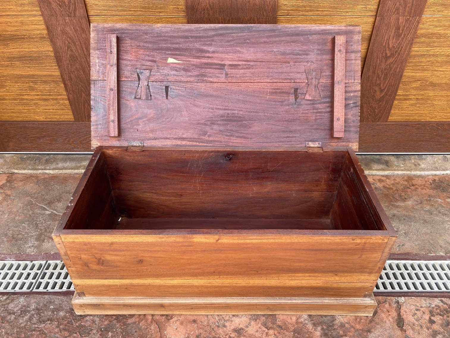 Image for 10/09 Kapaa (KAUAI) Personal Property Auction Part 1