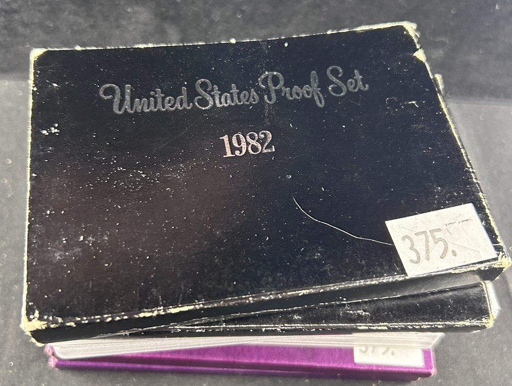(10) U.S. Proof Sets: (2) 1982 Proof Sets in box . 1985, 1987 Proof Sets in box.