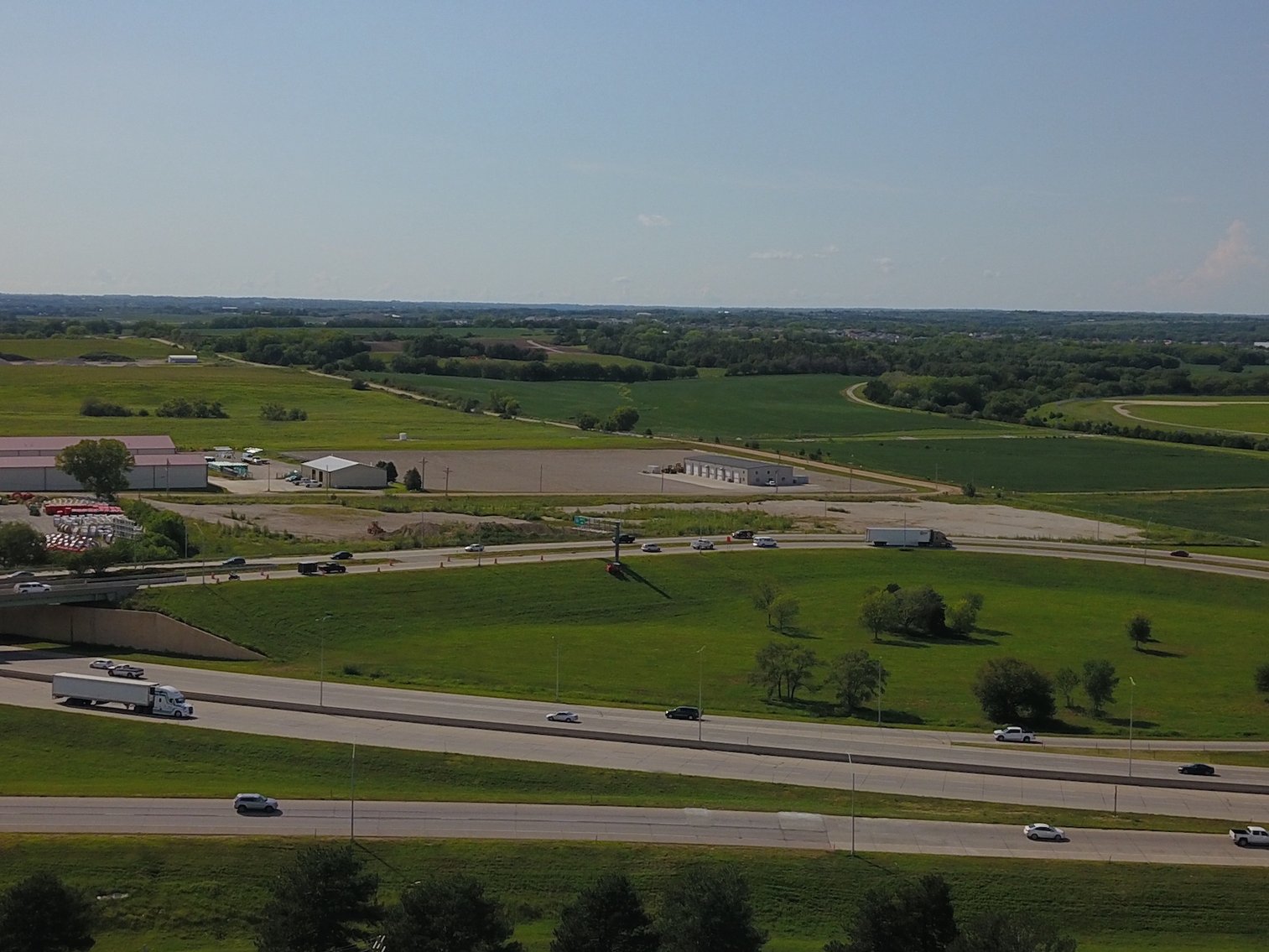 Image for TREMENDOUS HIGH VISIBILITY COMMERCIAL PROPERTY NO RESERVE LIVE AUCTION