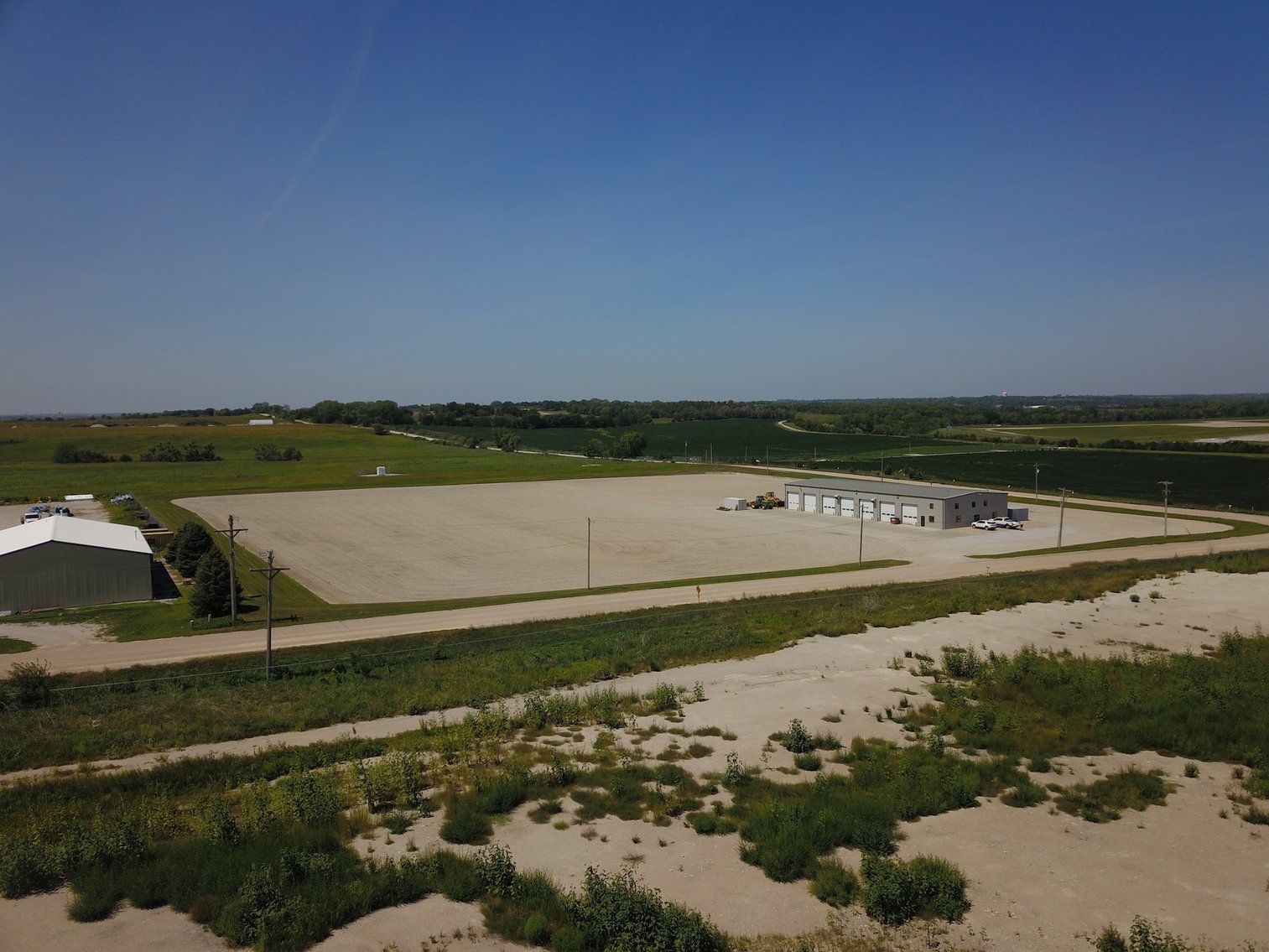 Image for TREMENDOUS HIGH VISIBILITY COMMERCIAL PROPERTY NO RESERVE LIVE AUCTION