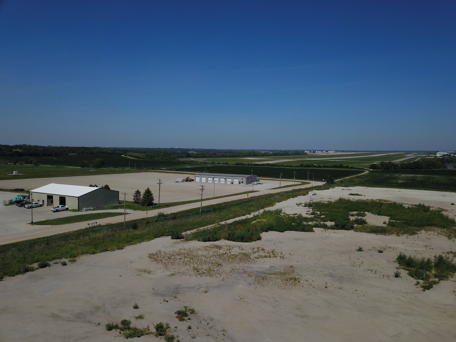 Image for TREMENDOUS HIGH VISIBILITY COMMERCIAL PROPERTY NO RESERVE LIVE AUCTION