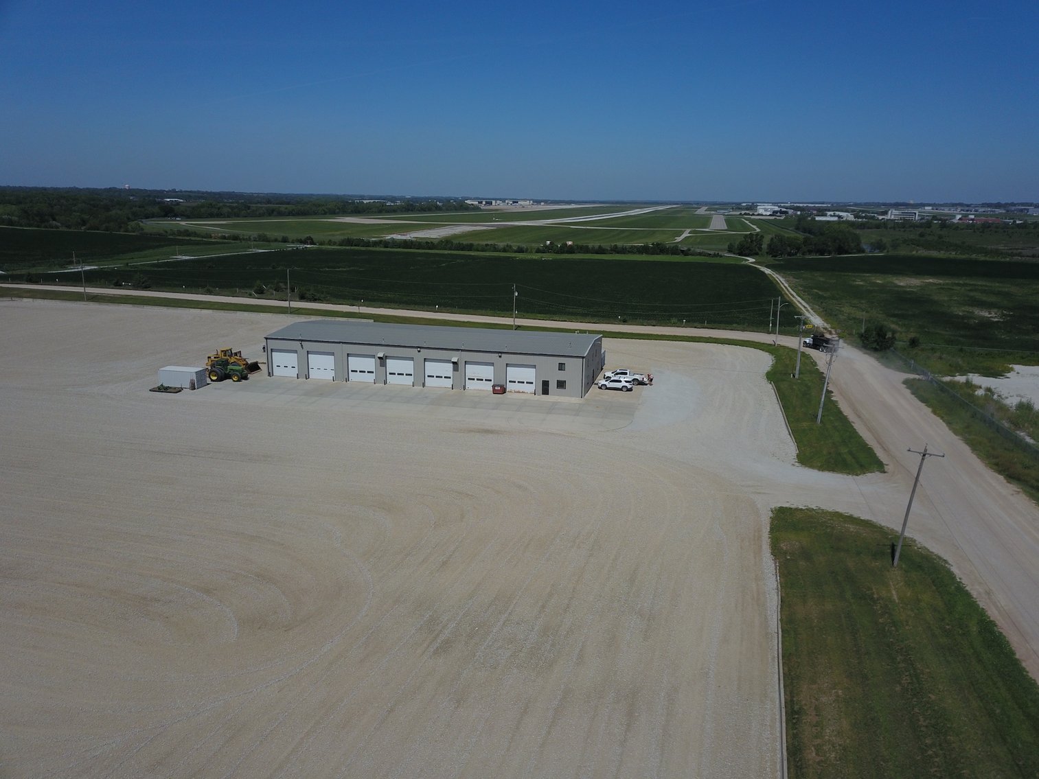 Image for TREMENDOUS HIGH VISIBILITY COMMERCIAL PROPERTY NO RESERVE LIVE AUCTION