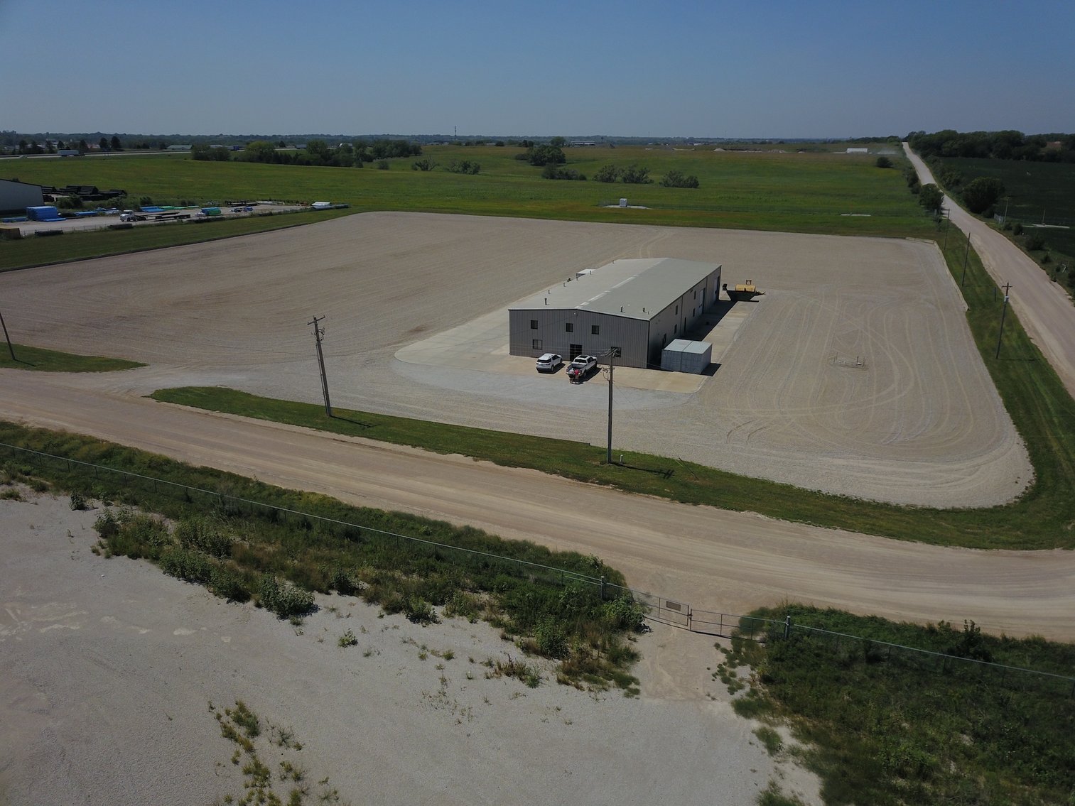 Image for TREMENDOUS HIGH VISIBILITY COMMERCIAL PROPERTY NO RESERVE LIVE AUCTION