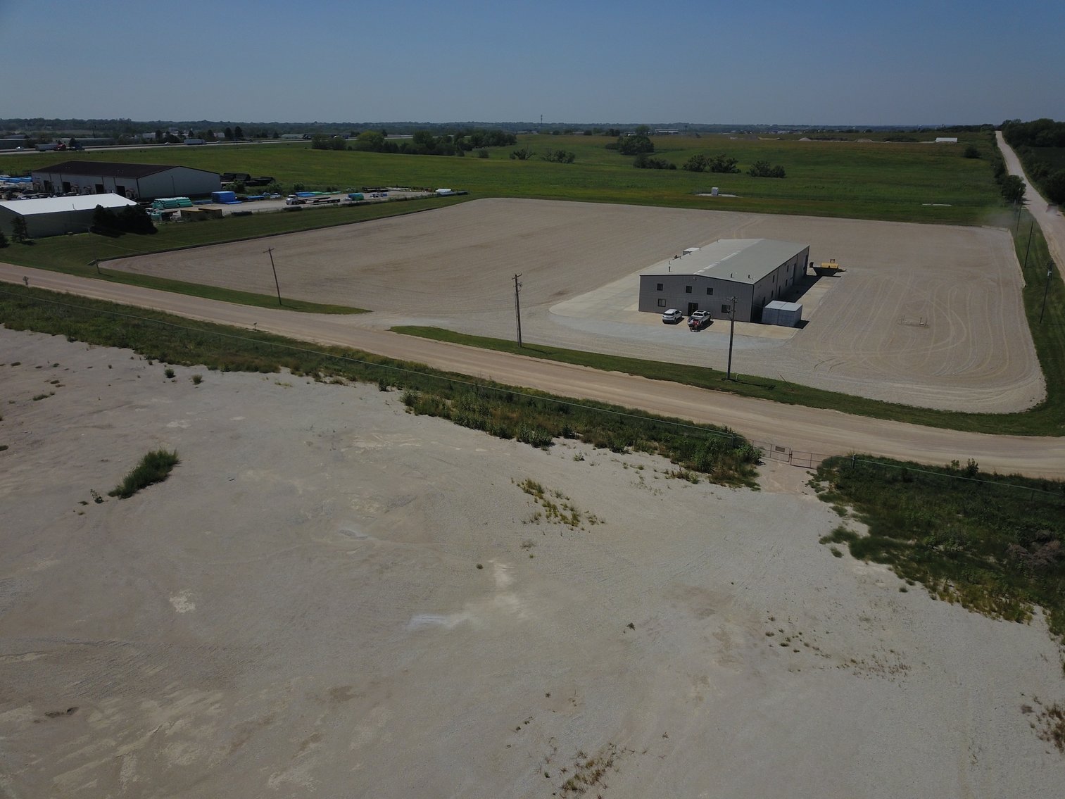 Image for TREMENDOUS HIGH VISIBILITY COMMERCIAL PROPERTY NO RESERVE LIVE AUCTION