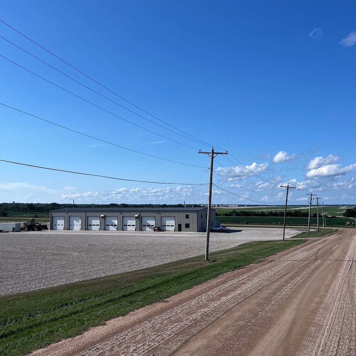 Image for TREMENDOUS HIGH VISIBILITY COMMERCIAL PROPERTY NO RESERVE LIVE AUCTION