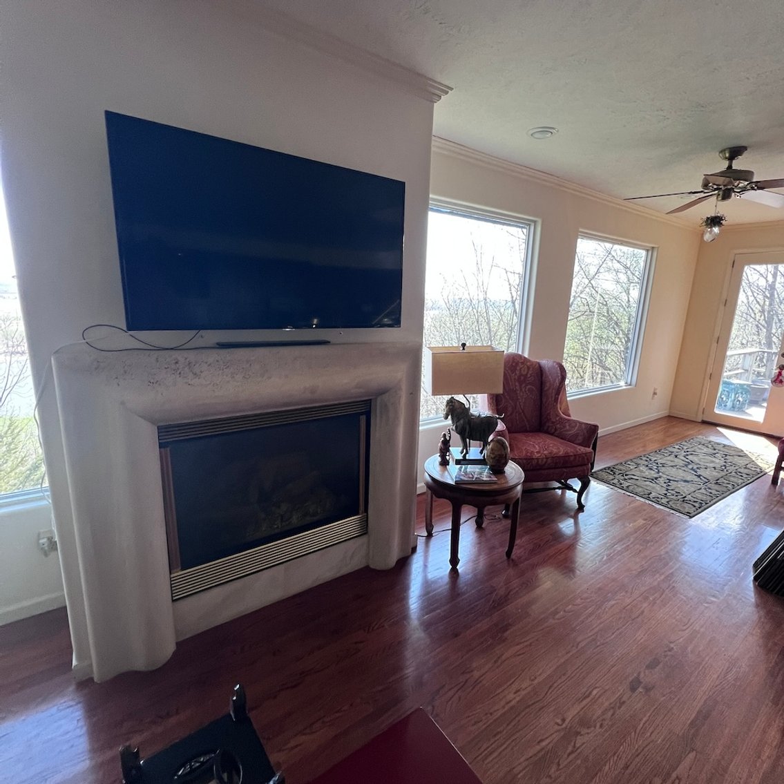 Image for Breathtaking Riverview Escape