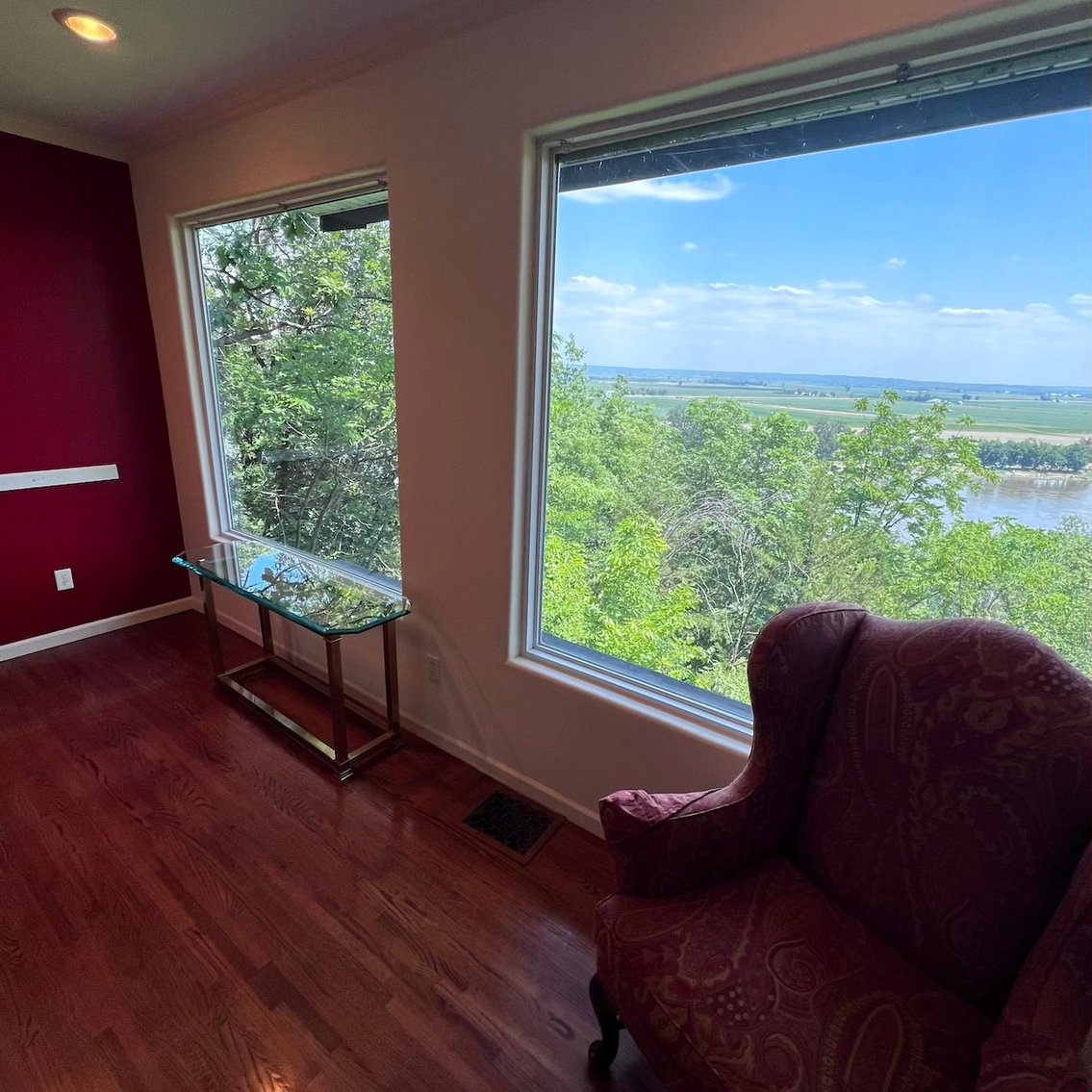 Image for Breathtaking Riverview Escape