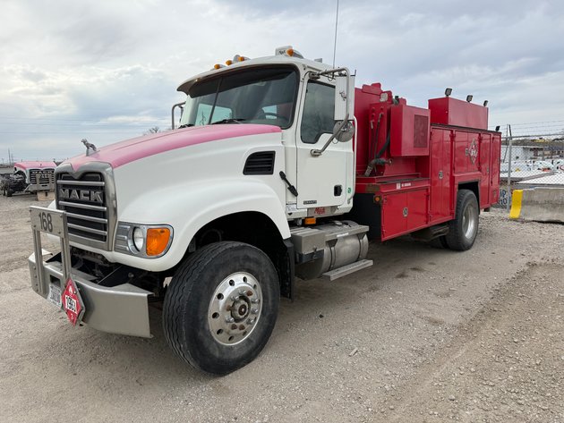 Image for Eastern Nebraska's Late Model Truck, Trailer, Construction & Farm Equipment No Reserve LIVE Auction