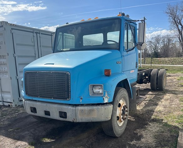 Image for Eastern Nebraska's Late Model Truck, Trailer, Construction & Farm Equipment No Reserve LIVE Auction