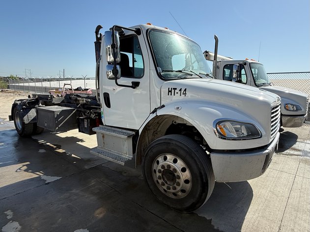 Image for Eastern Nebraska's Late Model Truck, Trailer, Construction & Farm Equipment No Reserve LIVE Auction