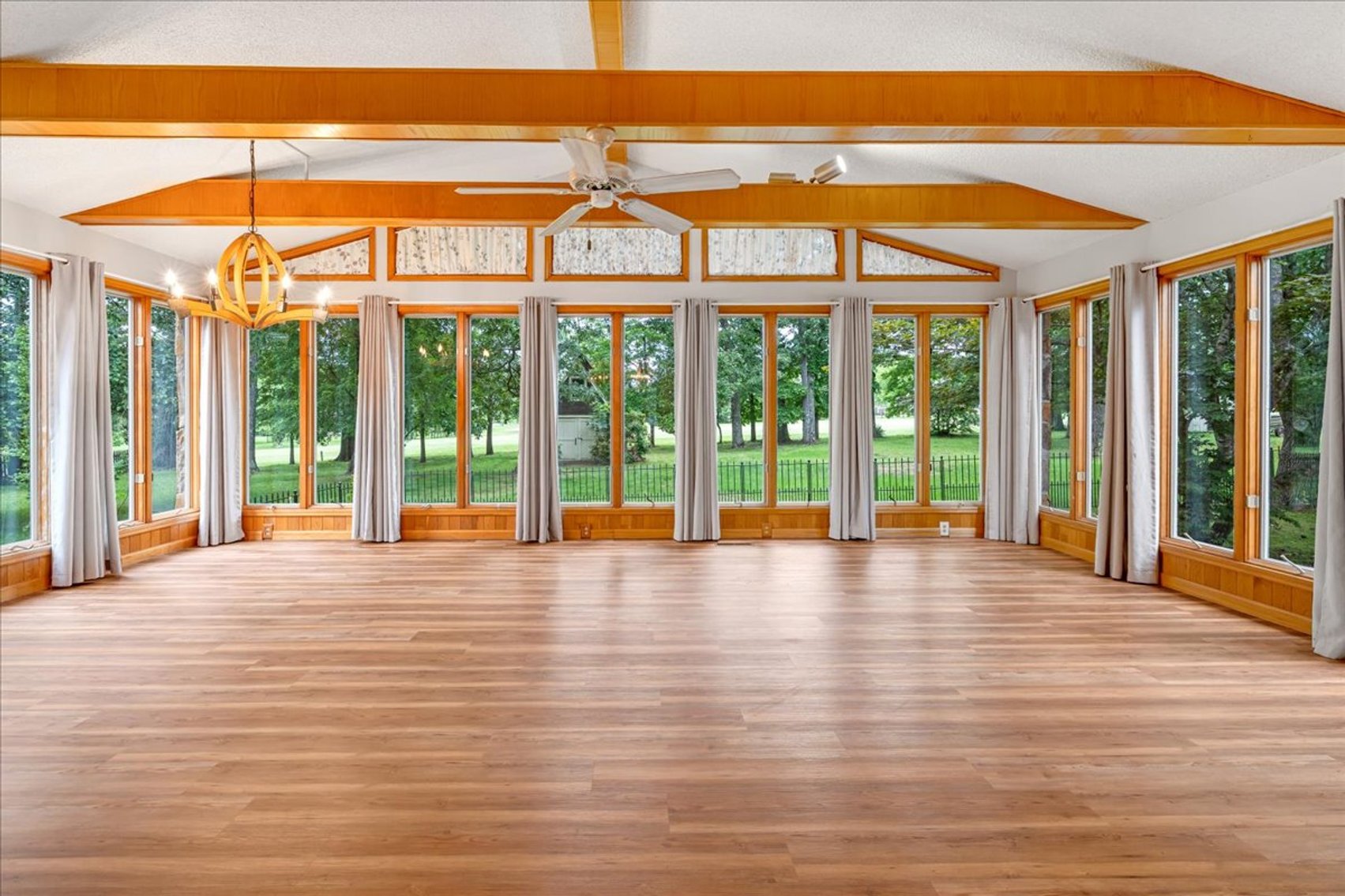 Image for 1809 Country Club Dr. Tullahoma, TN 37388