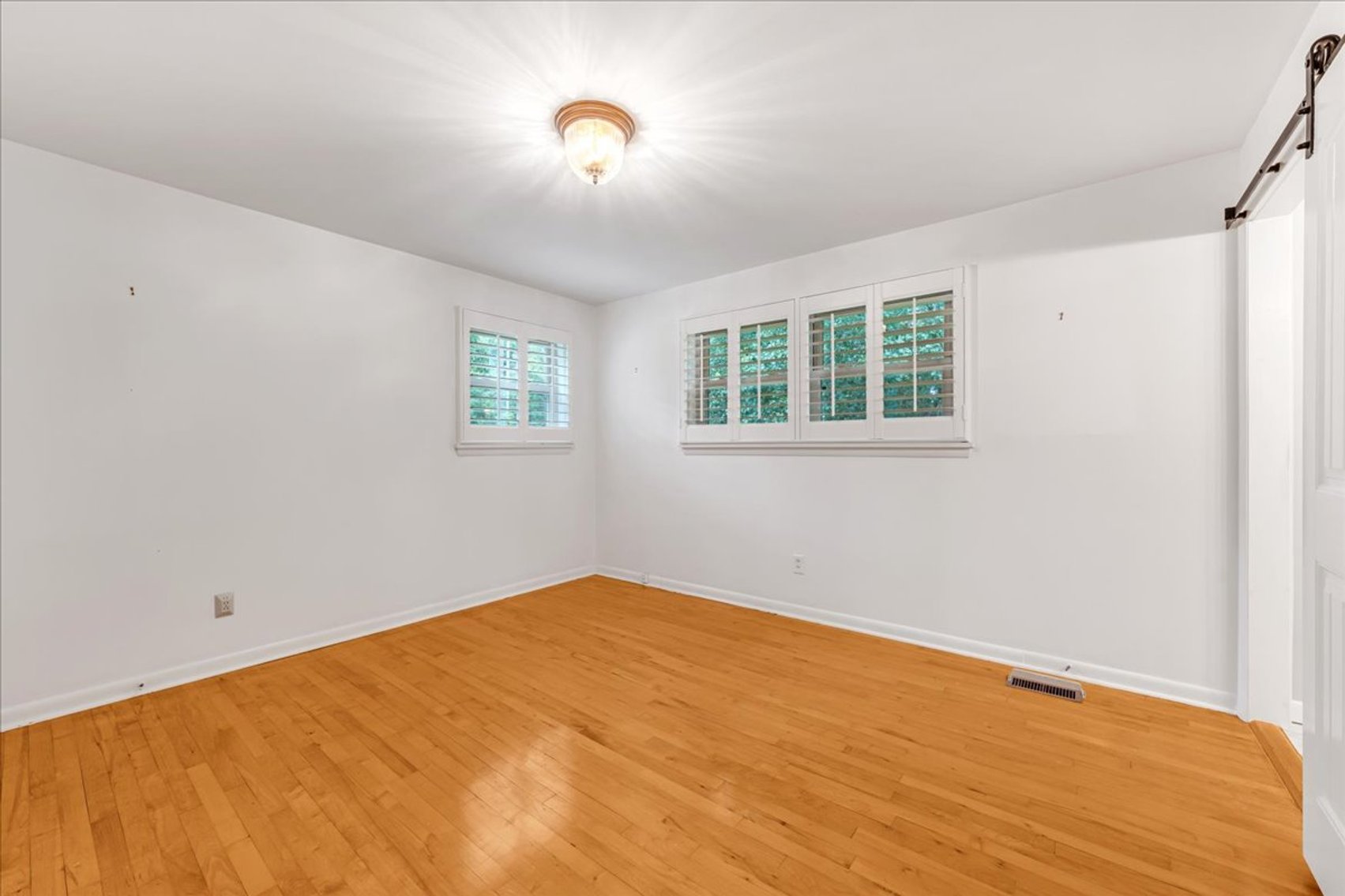 Image for 1809 Country Club Dr. Tullahoma, TN 37388