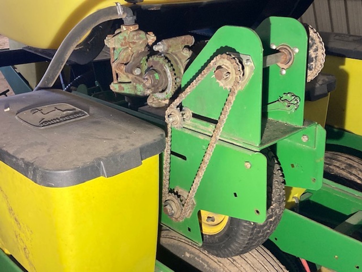 Image for John Deere 1760 Planter
