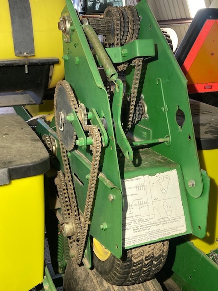 Image for John Deere 1760 Planter