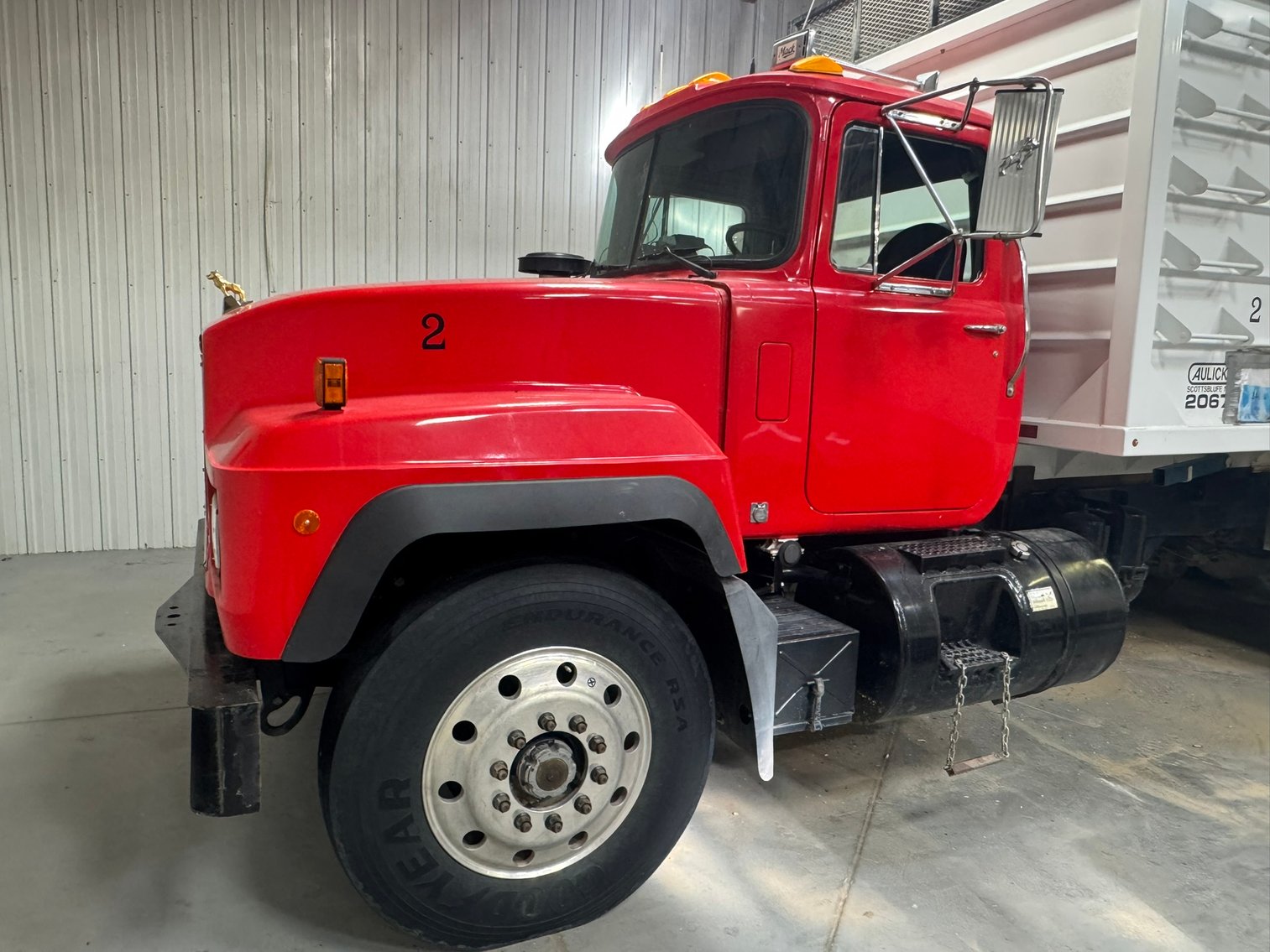 Image for 1997 MACK RD688S