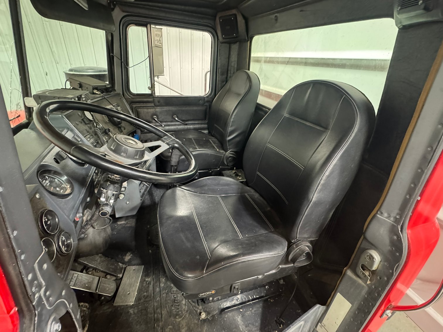 Image for 1997 MACK RD688S