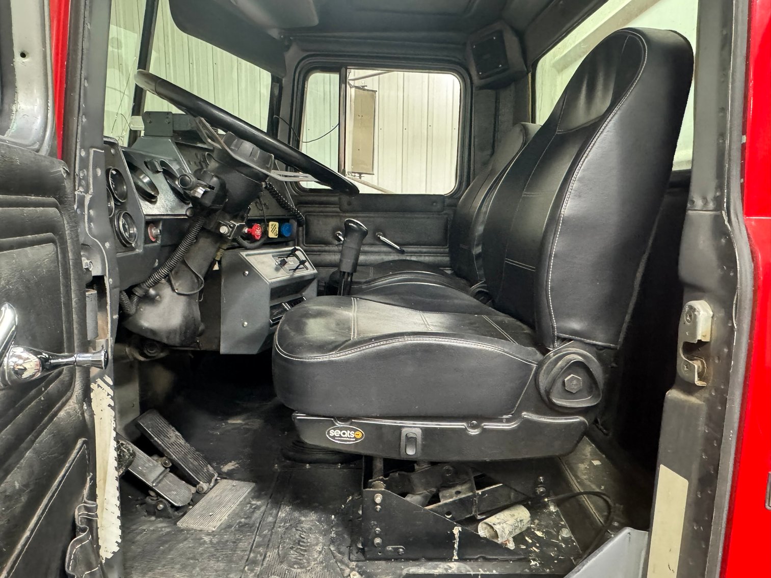Image for 1997 MACK RD688S