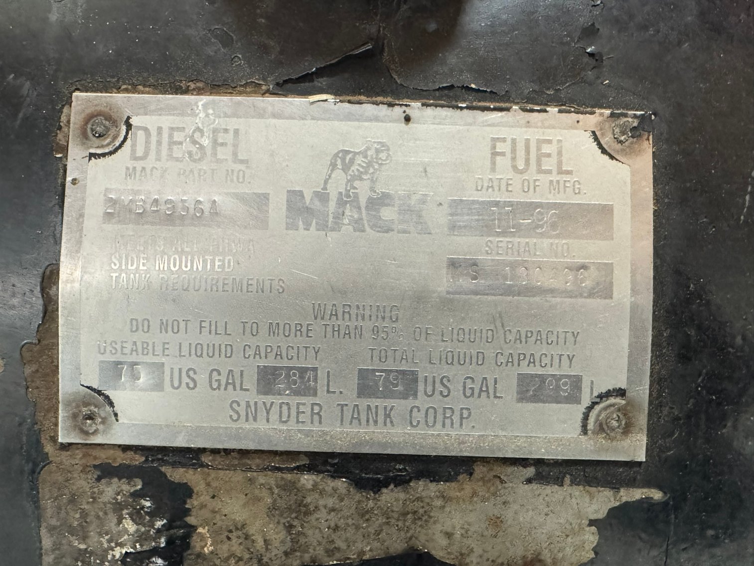 Image for 1997 MACK RD688S