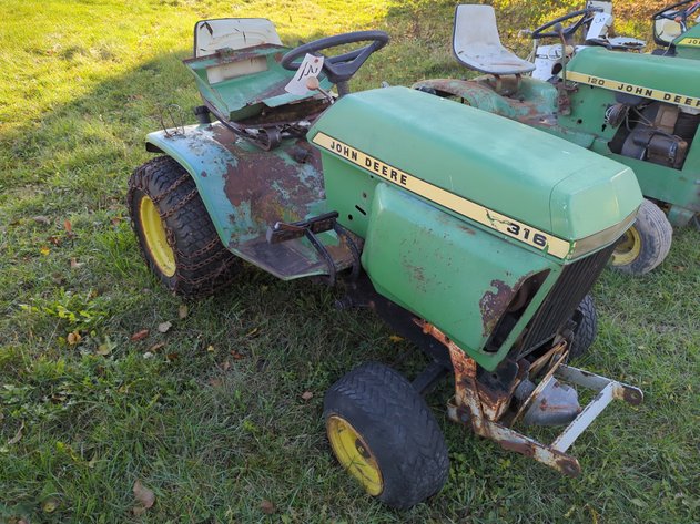 Image for Vintage John Deere Lawnmower Online Auction