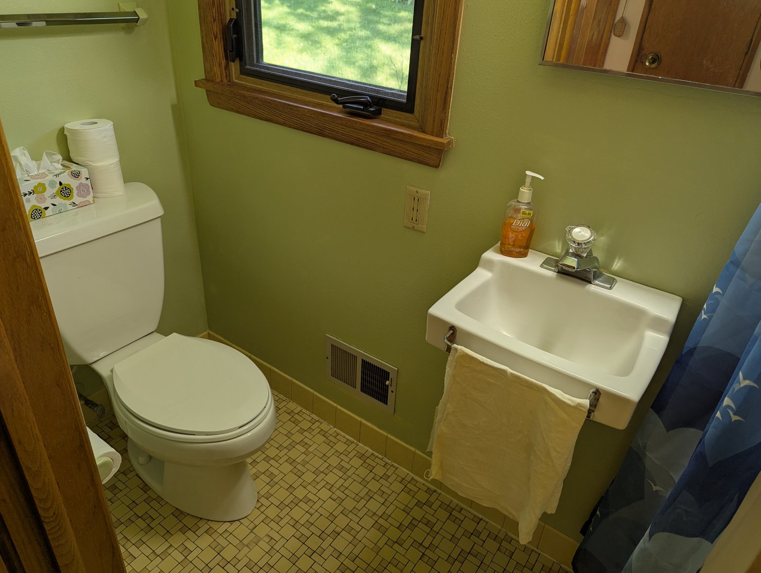 Image for Slinger 3-Bdrm Ranch with Beach & Dock Access