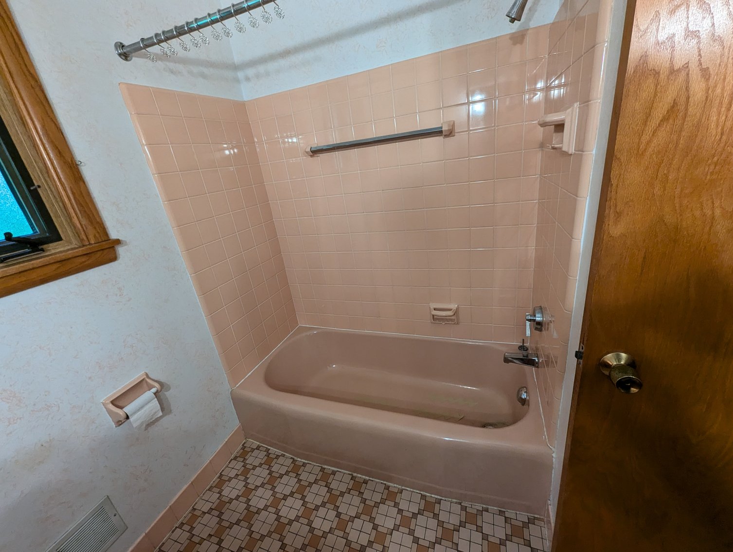 Image for Slinger 3-Bdrm Ranch with Beach & Dock Access