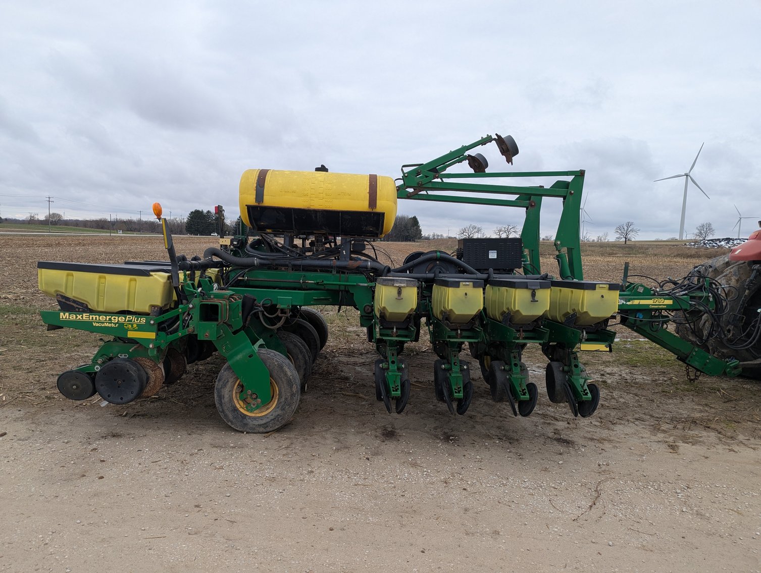 Image for Auction Time: 2002 John Deere 1780 16R22 Planter