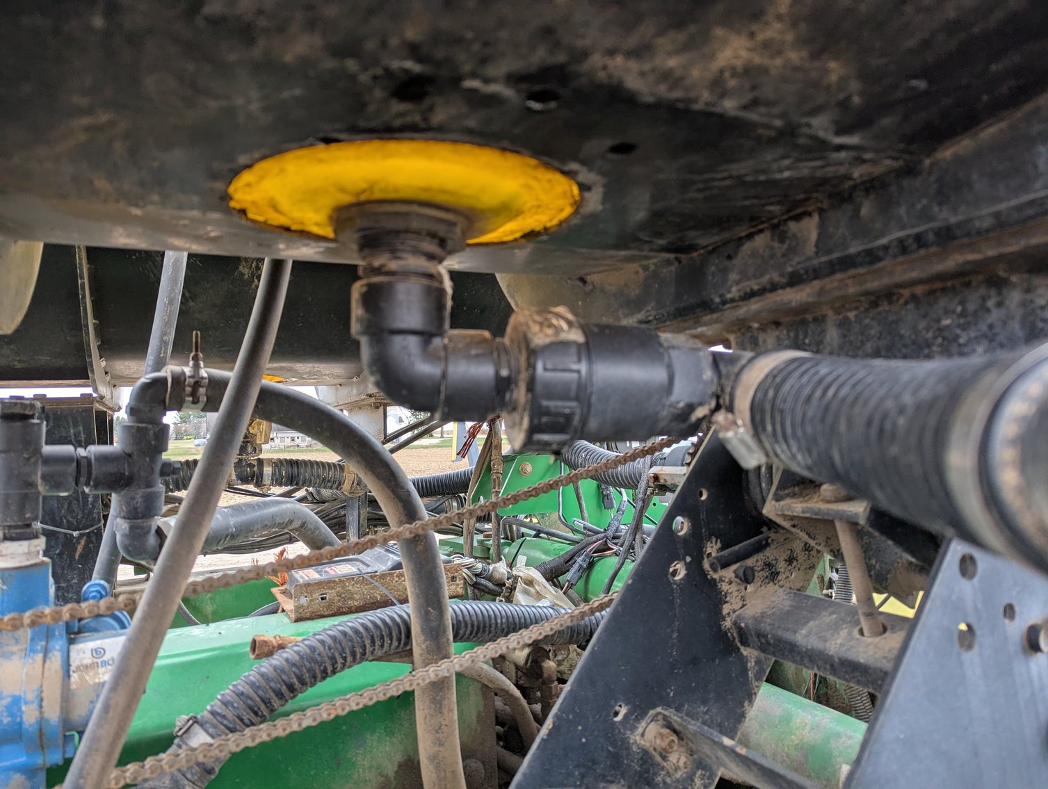 Image for Auction Time: 2002 John Deere 1780 16R22 Planter