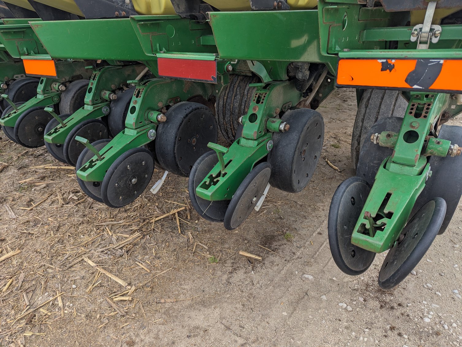 Image for Auction Time: 2002 John Deere 1780 16R22 Planter