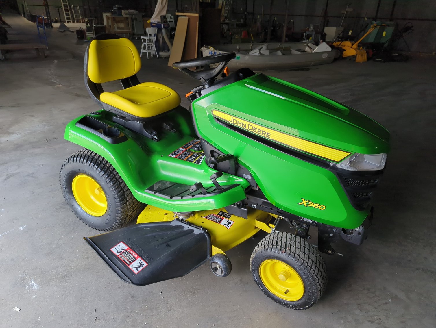 Image for 2015 John Deere X360 42