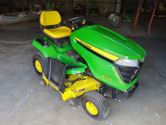 Image for 2018 John Deere X350 48