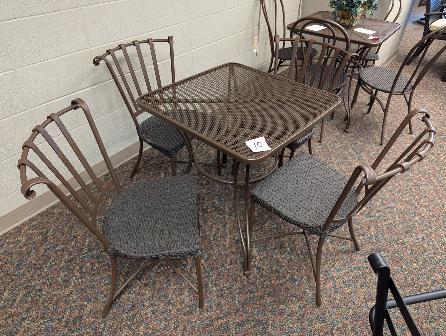 Image for Patio Furniture For Sale - 19 Items