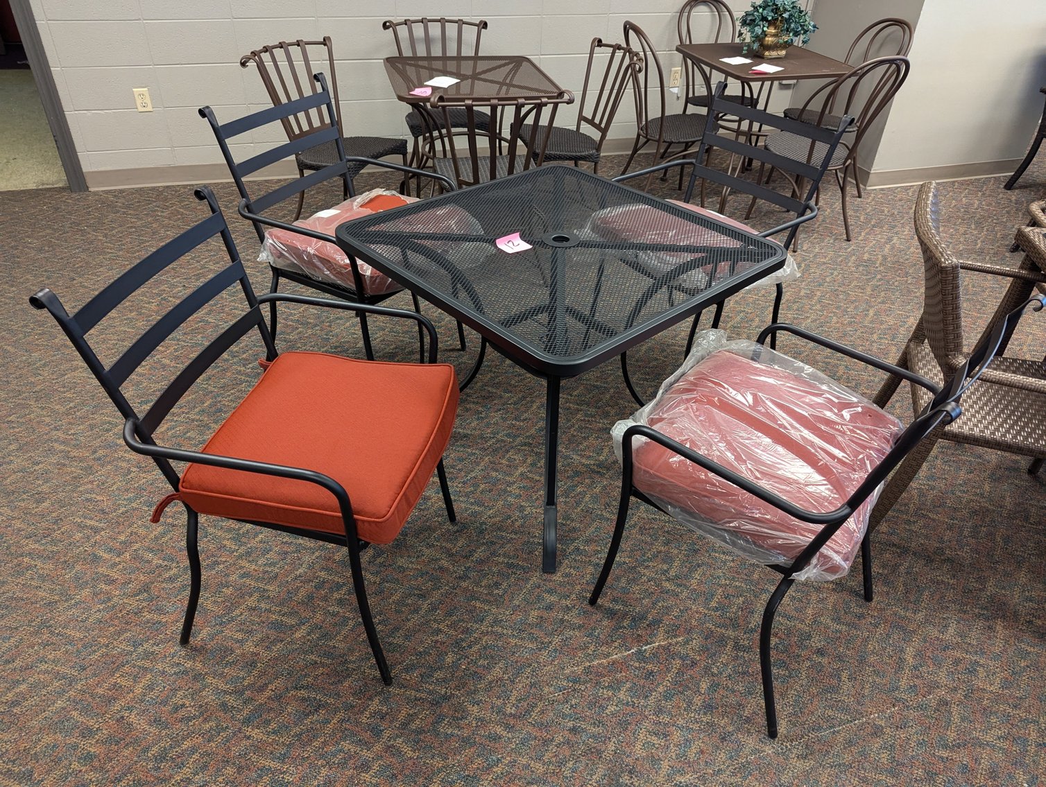 Image for Patio Furniture For Sale - 19 Items