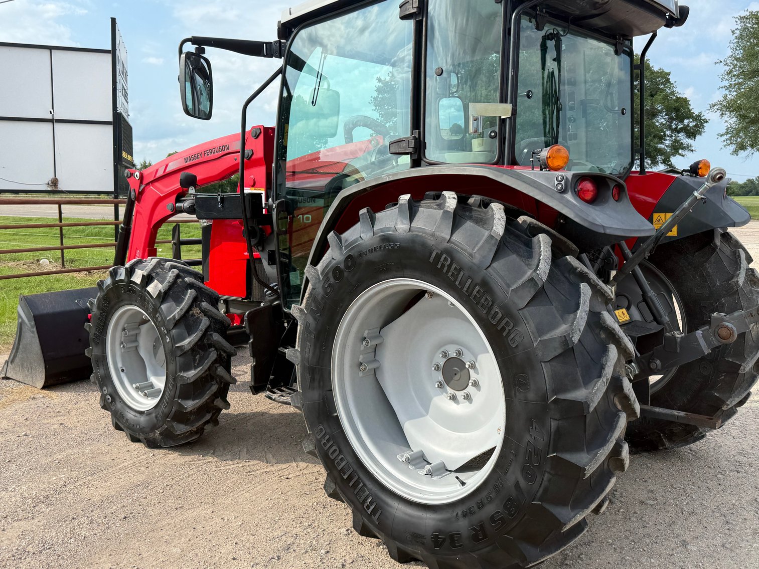 Image for SOLD Massey Ferguson 4710 Ag Tractor