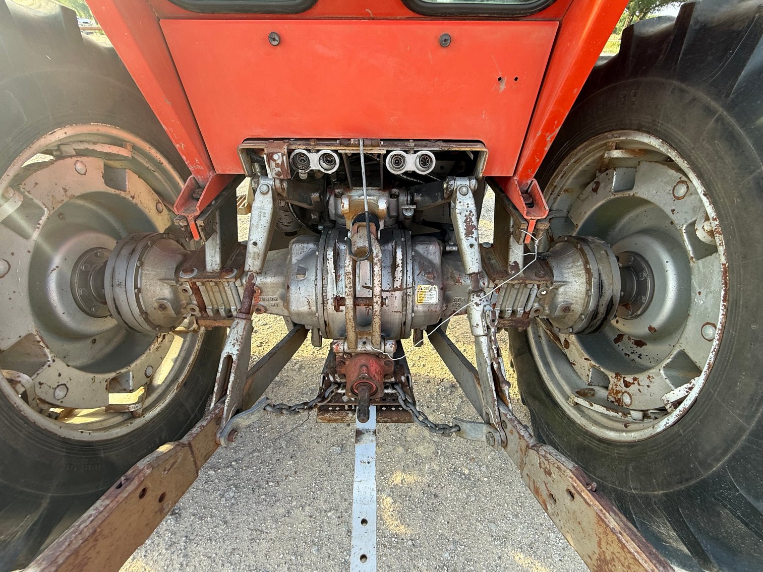 Image for Massey Ferguson 1085 Ag Tractor
