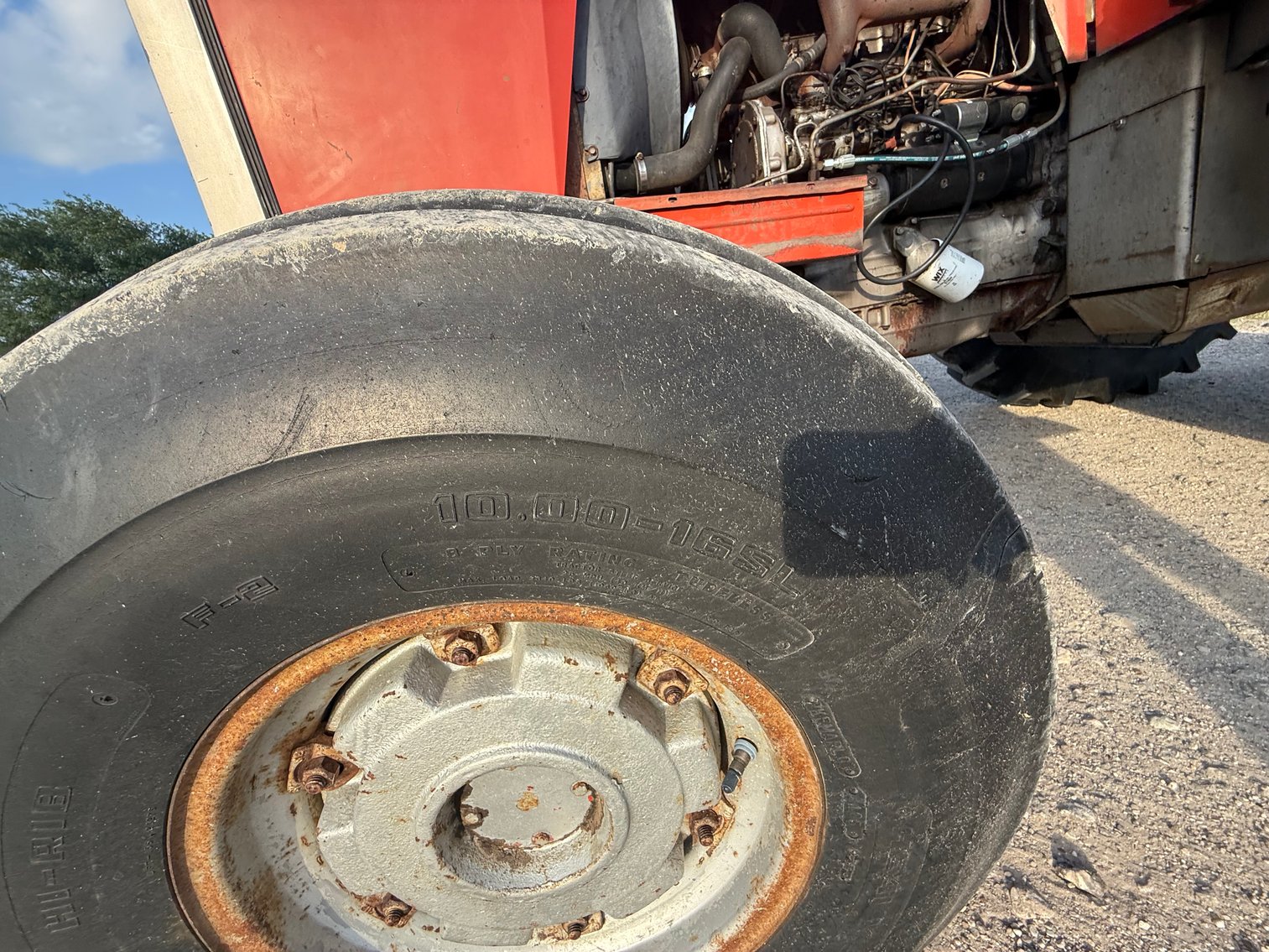 Image for Massey Ferguson 1085 Ag Tractor