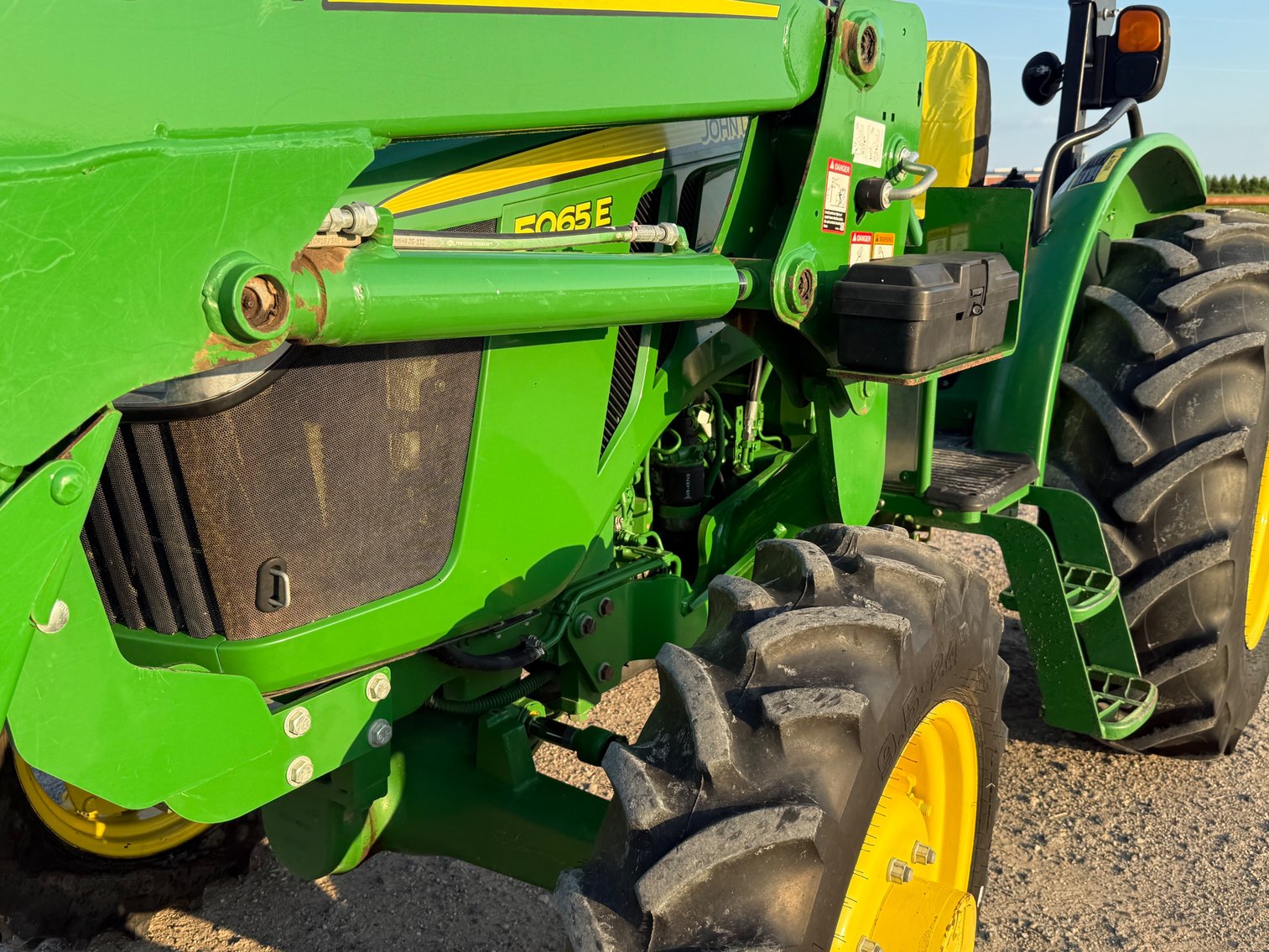 Image for John Deere 5065E Ag Utility Tractor