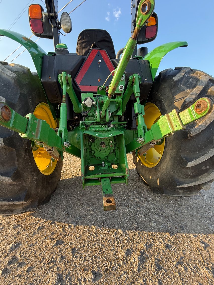 Image for John Deere 5065E Ag Utility Tractor