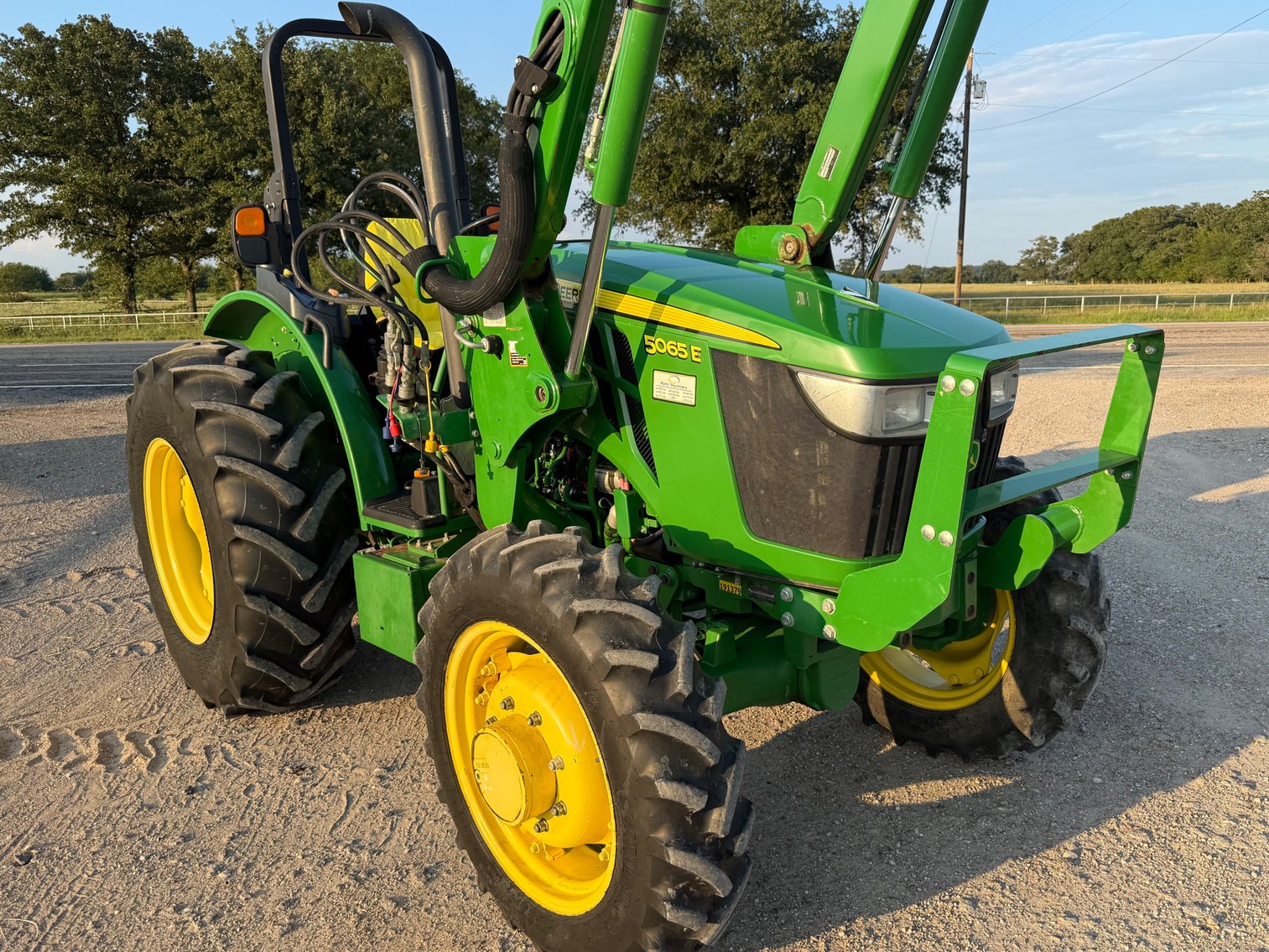 Image for John Deere 5065E Ag Utility Tractor