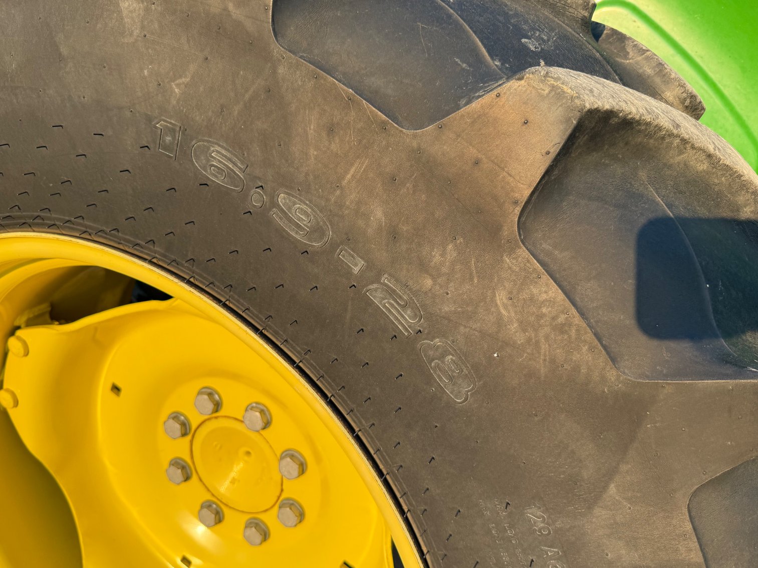 Image for John Deere 5065E Ag Utility Tractor