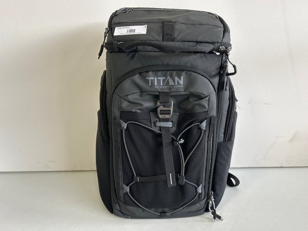 West Fargo Independence Store Returns & Overstock