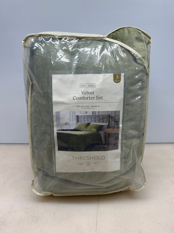 Image for West Fargo Summer Store Returns + Overstock!