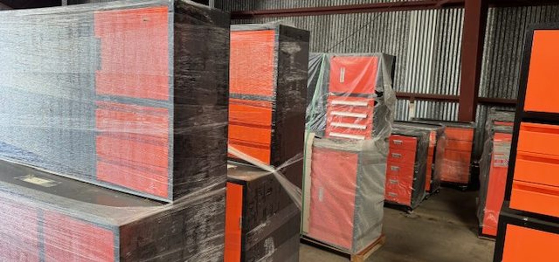 Image for 2023, December 9th | End of Year Absolute Auction