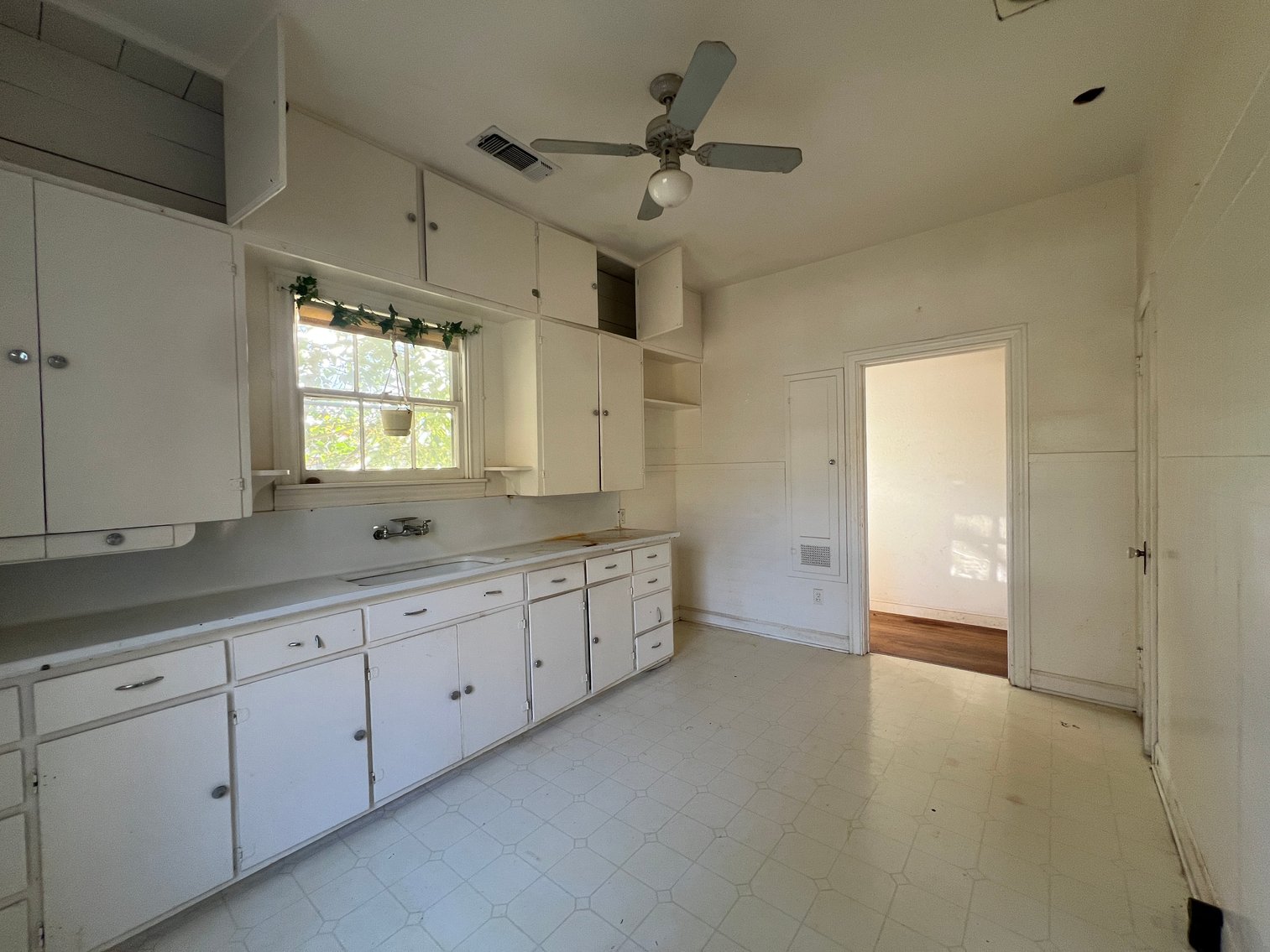 Image for 202 Shady Street, Marlin, TX 76661