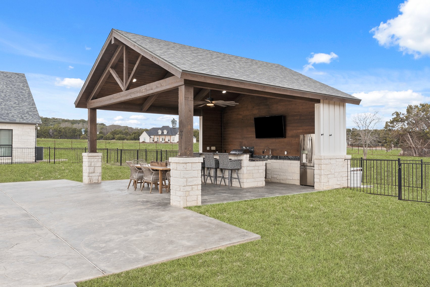 Image for 1981 Mountain Ridge Real Estate Auction