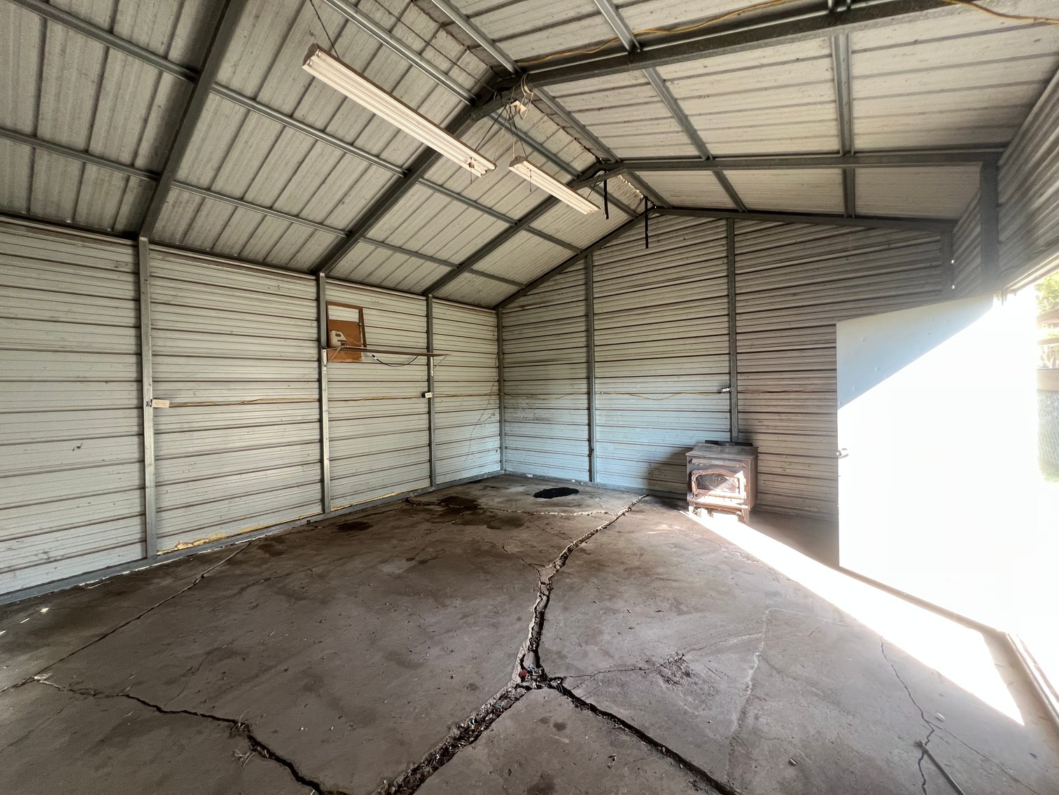 Image for 515 Iron Bridge Road, Lorena, TX 76655 - Real Estate Auction