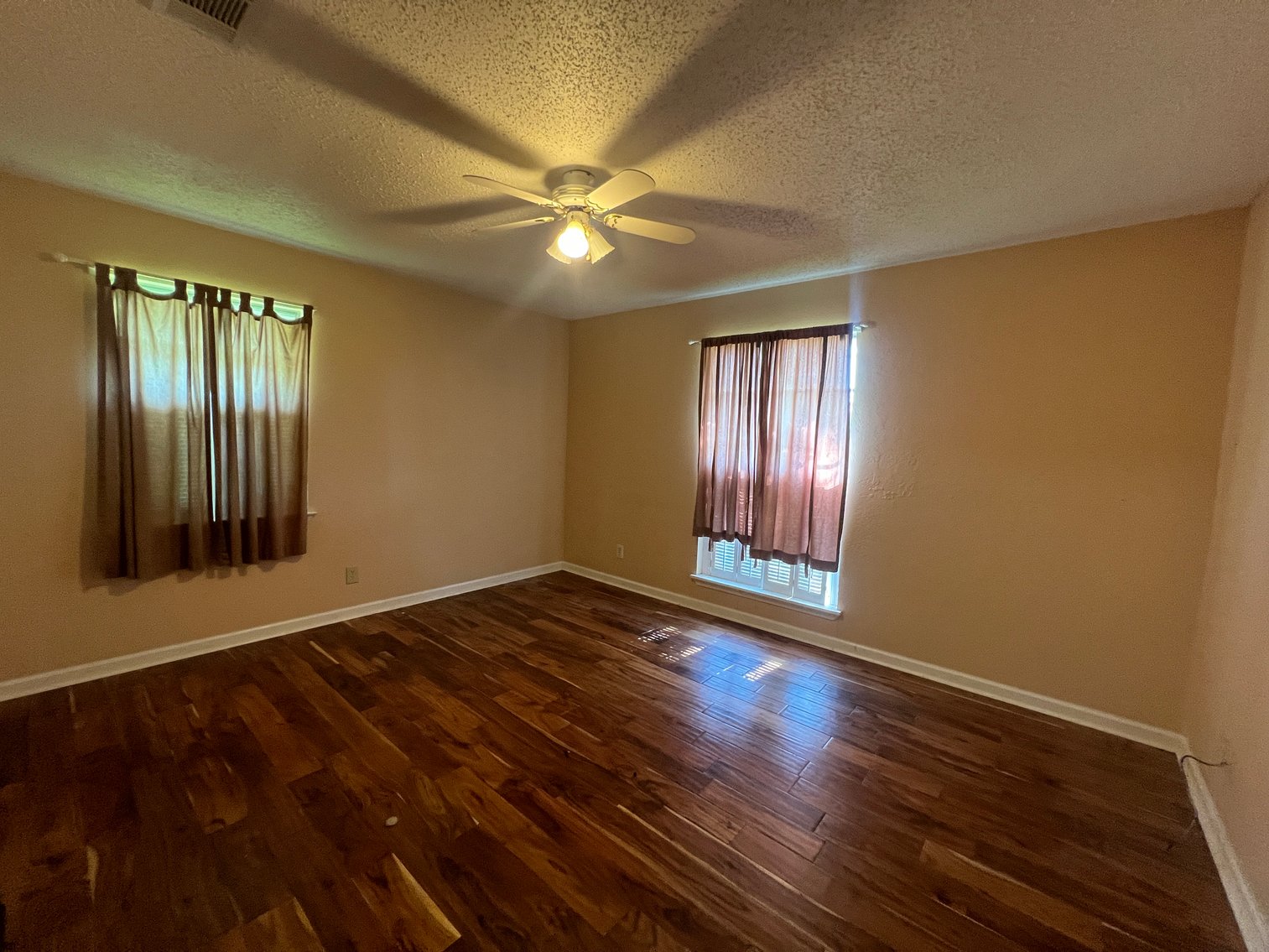 Image for 1603 South 2nd St, Killeen, TX 76541 - Real Estate Auction
